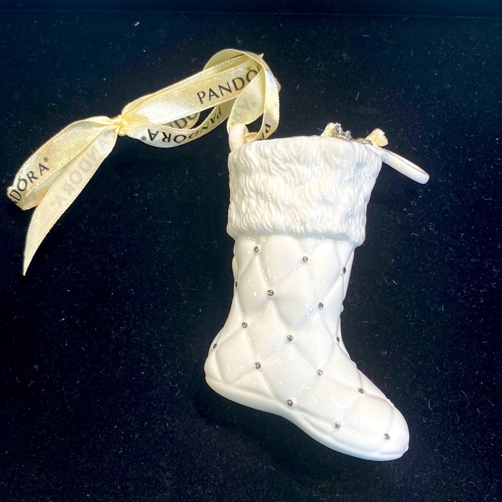 2012 PANDORA STOCKING ORNAMENT NIB